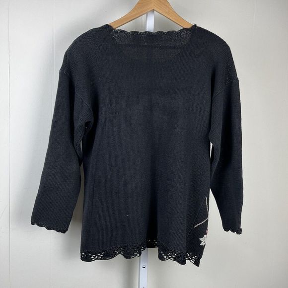 Vintage By Design Floral Crewel Embroidered Black Pullover Sweater Womens Medium - Picture 7 of 9